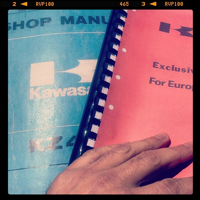 Oil13 - Kawasaki kz400 Manuales